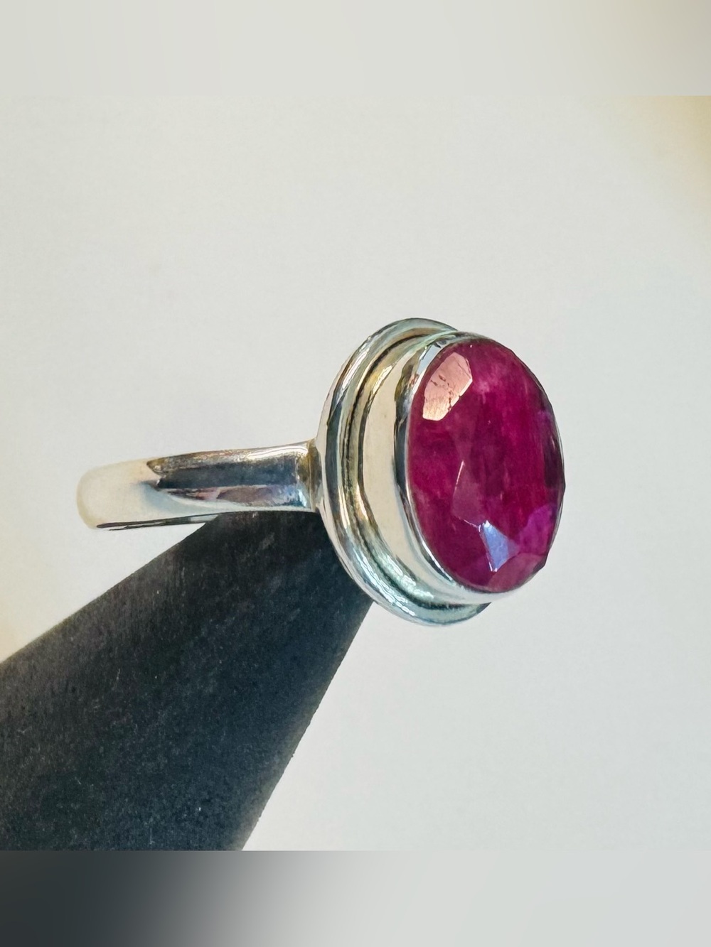 Sterling Silver Faceted Ruby Solitaire Statement Ring (8)